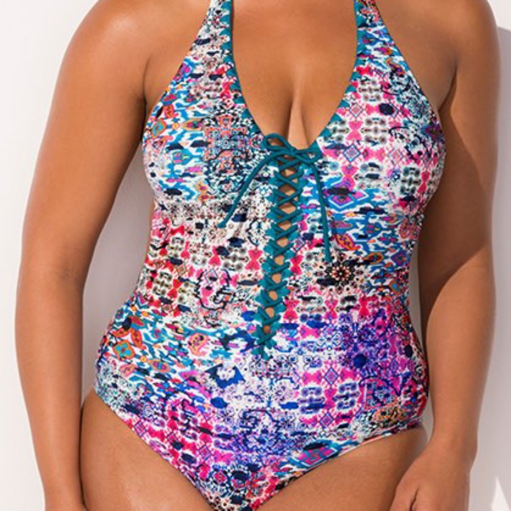 Ashley Graham VIP Safi Swimsuit Monokini